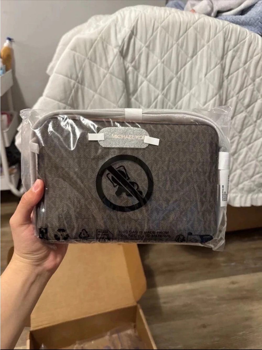 Michael Kors Brown/Beige Signature Toiletry Case
